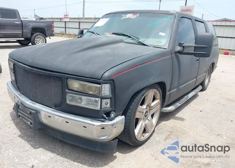 1999 Chevrolet Tahoe Lt из США, поврежденный, VIN 1GNEC13R2XJ404619